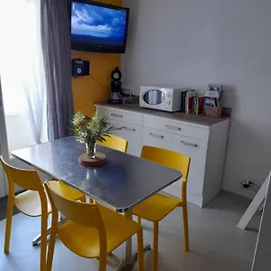 Appartement Studio équipé, Laguiole